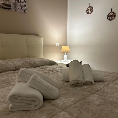 Lucia'S Rooms Сиракузы Экстерьер фото
