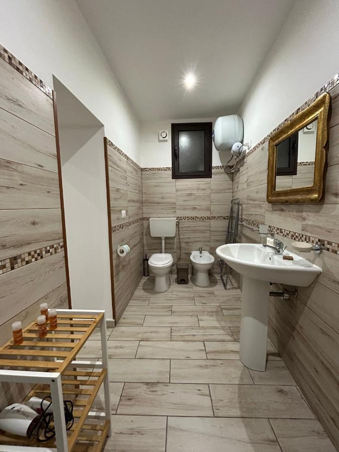 Lucia'S Rooms Сиракузы Экстерьер фото