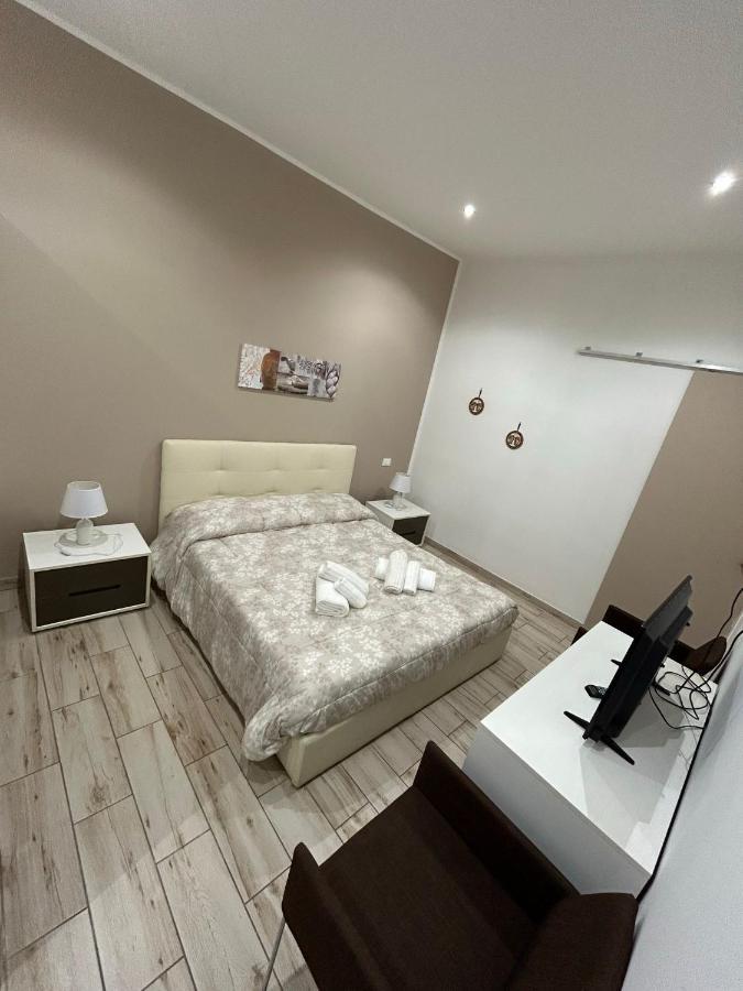 Lucia'S Rooms Сиракузы Экстерьер фото